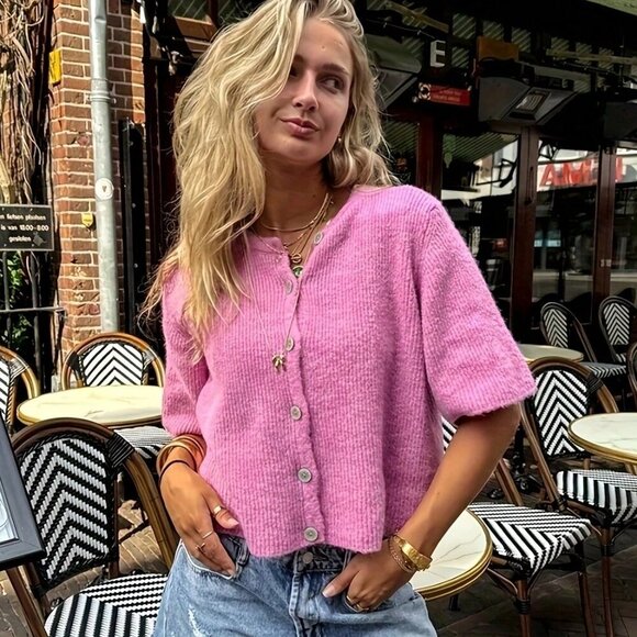Hot Pink Casual Women's Front Button Short-Sleeved Knitted sweater Cardigan - Picture 1 of 6